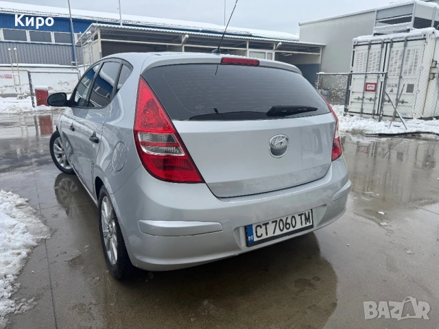 Hyndai i30 1.4 бензин/газ, снимка 3 - Автомобили и джипове - 53331919