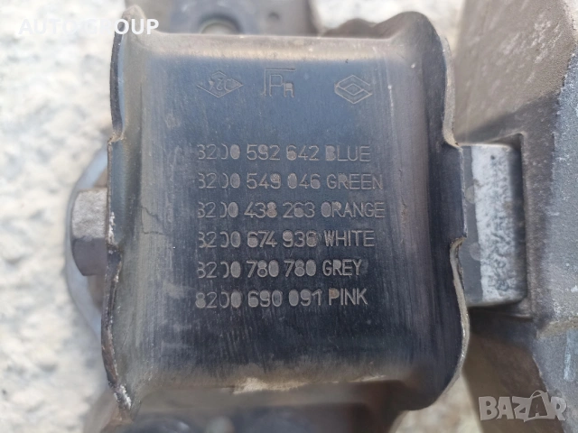 Тампон двигател Рено, Дачия / Renault. Dacia, снимка 2 - Части - 53253042