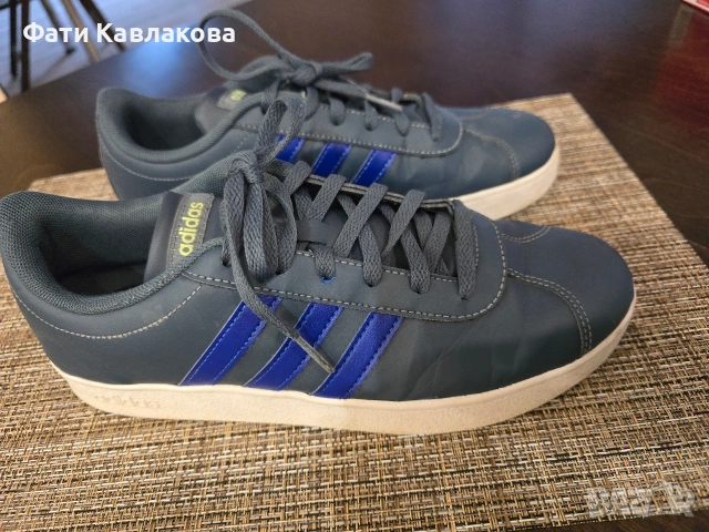 маратонки Адидас