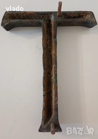 Големи букви от бронз, снимка 4 - Антикварни и старинни предмети - 50606255