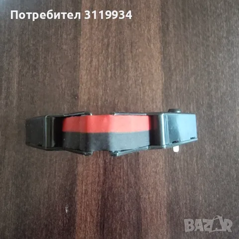 Пишеща машина с мастилена лента