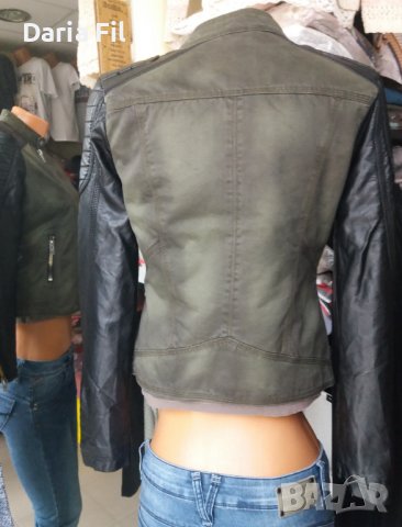 Дамско яке в зелен деним с черни кожени ръкави , снимка 4 - Якета - 39877591