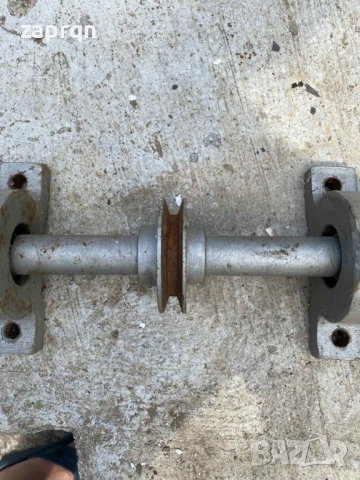 Ос със лагерни черупки за шмиргел, снимка 5 - Циркуляри - 51637647