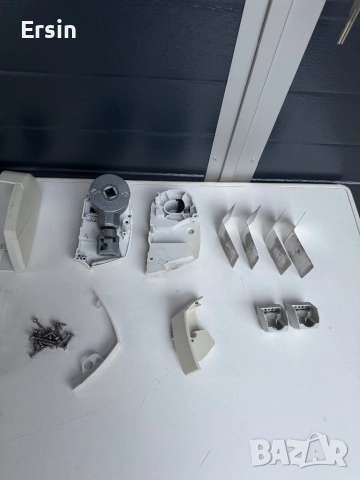 Цял Комплект капачки и Редуктор - -  (Колянов механизъм) За Тента Thule Omnistor (стенен монтаж) , снимка 3 - Палатки - 52045273