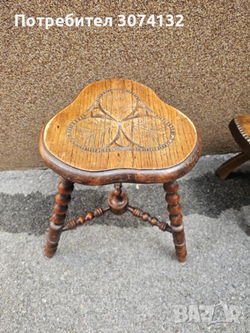 Помощна масичка с дърворезба, снимка 3 - Маси - 53566371