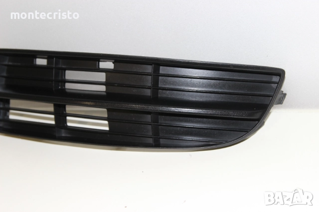 Лява решетка предна броня VW Touran (2003-2006г) 1Т0853665 1T08536669B9 розетка халоген фар за мъгла, снимка 2 - Части - 52752627