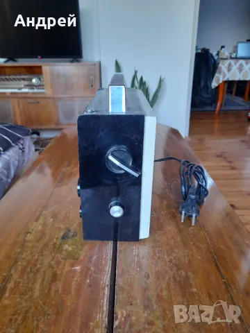 Старо радио ВЕФ,VEF 201, снимка 4 - Антикварни и старинни предмети - 48575818