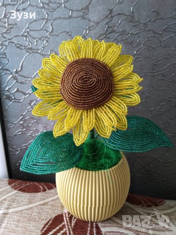 Цветя от мъниста, снимка 9 - Изкуствени цветя - 41483237