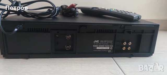 Видео JVC VHS , снимка 3 - Плейъри, домашно кино, прожектори - 52827203