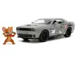 Метални колички: Dodge Challenger SRT Hellcat – Tom & Jerry с фигурка, Jada 1:24, снимка 1