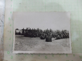 Снимка стара на група войници в почивка, снимка 1 - Колекции - 44698539