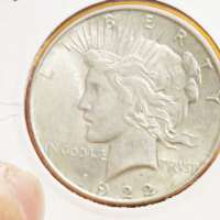 Много рядък голям сребърен  долар на мира, Peace dollar 1922 г.Philadelphia Mint, снимка 2 - Нумизматика и бонистика - 36118045