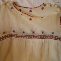 Ретра детска рокля ръчноо бродирана копринен кенар, снимка 5 - Антикварни и старинни предмети - 41335078