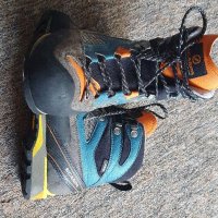 Туристически обувки SCARPA номер 39 и1/2 , боти за планински туризъм, есен-зима, снимка 4 - Други - 41845938