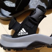 Черни оригинални сандали Adidas Traxion ( Адидас Траксион) номер 44, снимка 2 - Мъжки сандали - 41424713