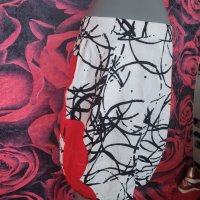Zara Basic Бяла пола с черно-червена шарка ХЛ, снимка 2 - Поли - 41375638