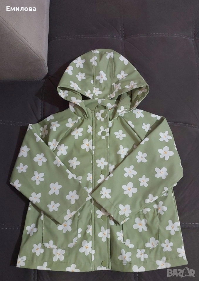 Дъждобран (гумирано яке) LC Waikiki, 5-6г, снимка 1