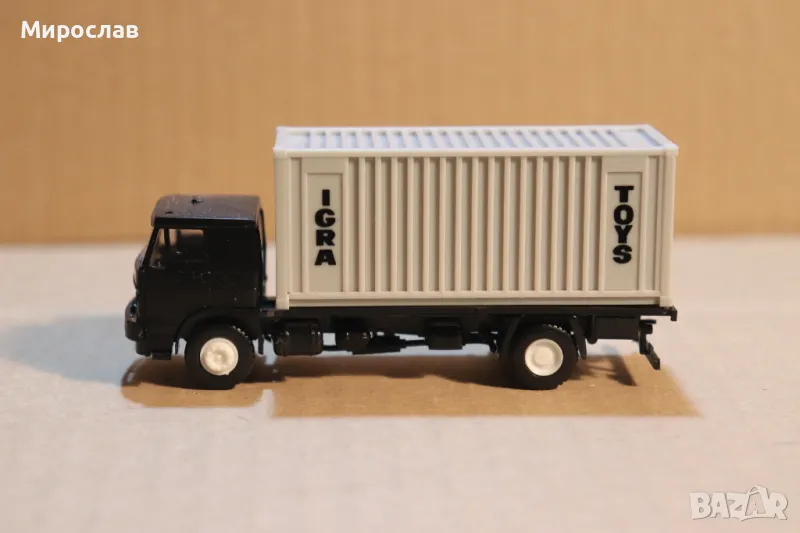 IGRA 1:87 H0 LIAZ SKODA КОНТЕЙНЕР КАМИОН ТИР ИГРАЧКА МОДЕЛ, снимка 1