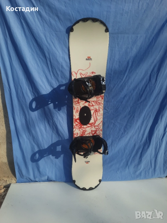 Сноуборд Blackhole 145см. С автомати  , снимка 1