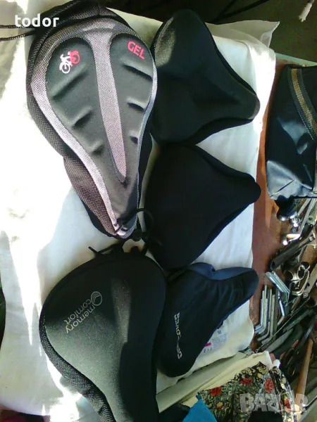 продавам чантички,педали,калъфи за седалка, снимка 1