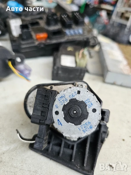 Моторче клапи климатик BMW E46 1.8 I 118 конски сили 8370563, снимка 1