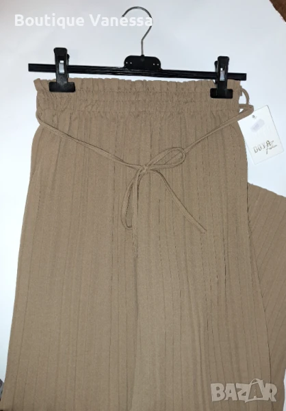 Дамски панталон в бежово , снимка 1