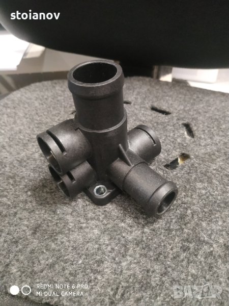 Фланец за охладителната течност VW, AUDI,SEAT, снимка 1