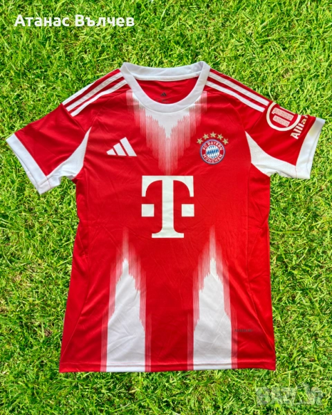 Футболна Тениска на Байерн Мюнхен - сезон 25/26 / Adidas, снимка 1