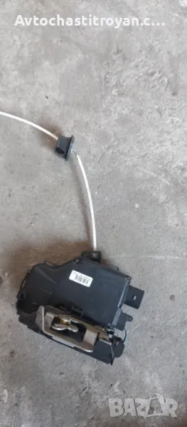 Брава врата Audi_Vw_Skoda_Seat - 8E1 837 016C, снимка 1