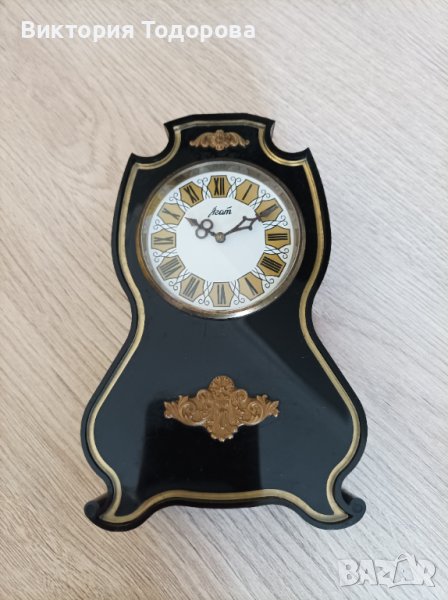 Седмичен настолен СССР часовник Агат, снимка 1