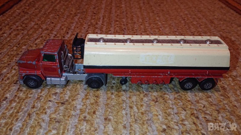 Matchbox Super Kings K-115 K-18 Ford Tractor Articulated Tanker , снимка 1
