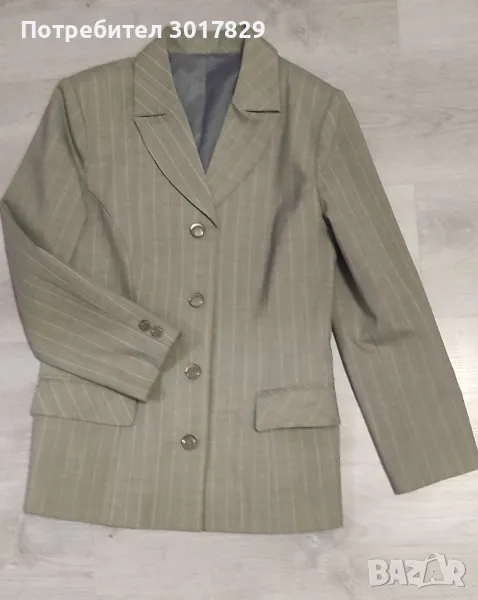 Дамски костюм с панталон и пола, снимка 1