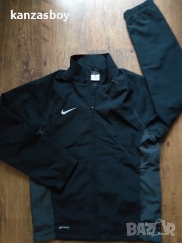 nike - страхотно мъжко горнище КАТО НОВО, снимка 3 - Спортни дрехи, екипи - 38819926