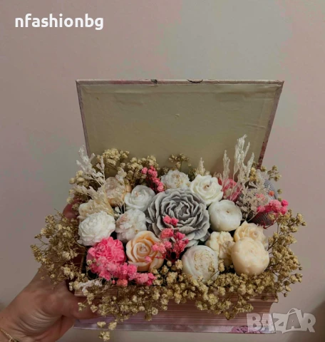 Букет от соеви свещи 