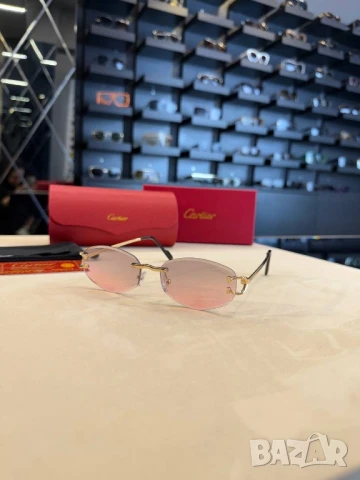 очила с черен обикновен калъф и ув защита cartier , снимка 8 - Слънчеви и диоптрични очила - 51080485