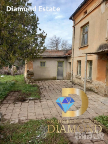 Двуетажна къща в село Голям дол, общ. Братя Даскалови, снимка 4 - Къщи - 53618025