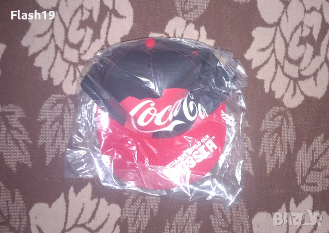 Кока кола шапка 2018