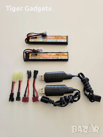 Комплект 2 Li-Ion батерии ZYGY 11.1V 1500mAh 35C с USB зарядни и 4 преходника, снимка 4 - Друга електроника - 55750344