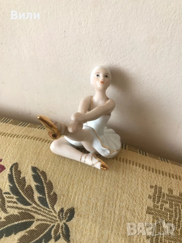 Порцеланова фигурка балерина със златни елементи 10см, снимка 3 - Колекции - 53333632