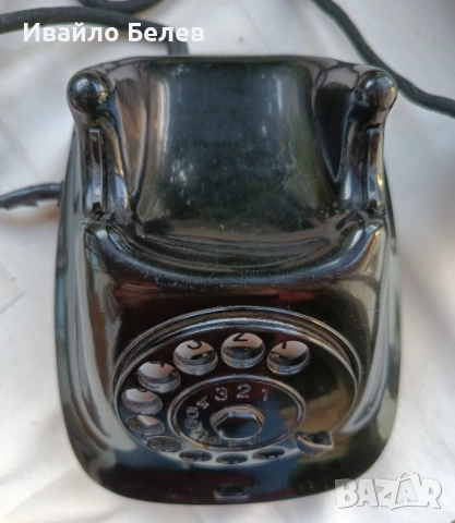 Работещ бакелитов телефон 1963 г. от Телефонен завод Белоградчик, снимка 9 - Антикварни и старинни предмети - 53017960