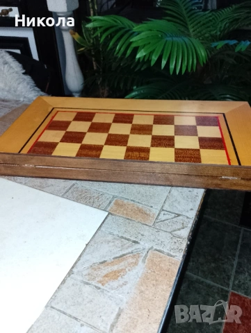 Шах табла48/48 с дърв. фигури пулове,куфар за пикник , снимка 5 - Шах и табла - 47672764