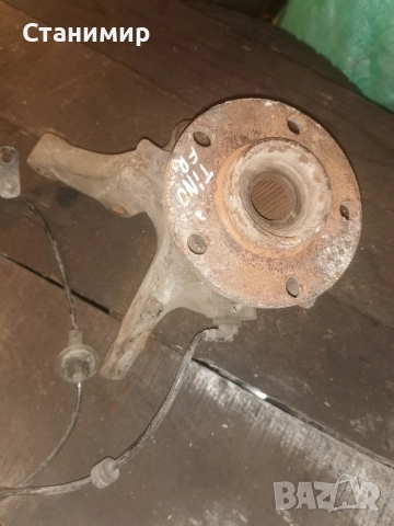 Шенкел десен Нисан Алмера Тино 2.2 дизел 114 коня , снимка 3 - Части - 51839163