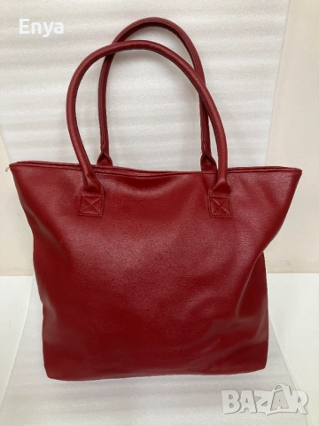 Дамска чанта от еко-кожа Daniel Hechter - червена на цвят, снимка 2 - Чанти - 53456250