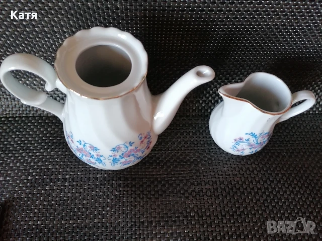 Български, порцеланов чайник и каничка "Китка"., снимка 5 - Сервизи - 50842918