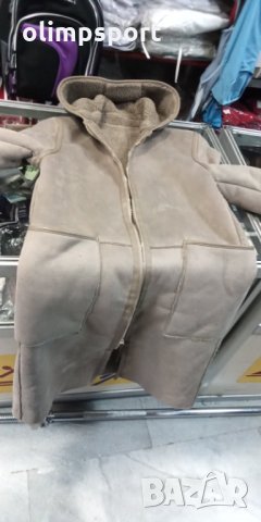 двулицево зимно палто размер 48 ширина 48см, дължина 90см ръкав 57 см без забележки като ново, снимка 2 - Шлифери - 34694995