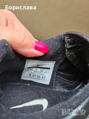 Детски бутонки Nike 34 номер, снимка 3 - Футбол - 51455860