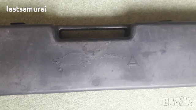 триъгълник  светлоотразителен нов Columbia, снимка 6 - Аксесоари и консумативи - 48728069