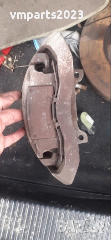 Предни двубутални спирачни апарати Audi A8 D3/A6 C6 Ауди А8/А6, снимка 3 - Части - 51975876