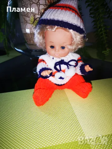 Малка спяща ретро кукла Hong Kong , снимка 4 - Колекции - 49876996