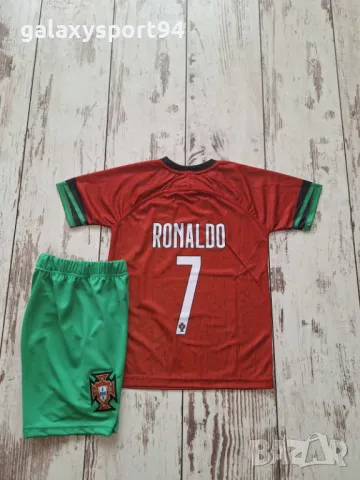 Бял Детски Екип CR7 RONALDO WORD CUP 2025 Ново Цветен шарен екип с всичките му отбори, снимка 10 - Футбол - 49674850